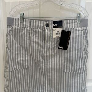 Lee Grey and White Striped Skort